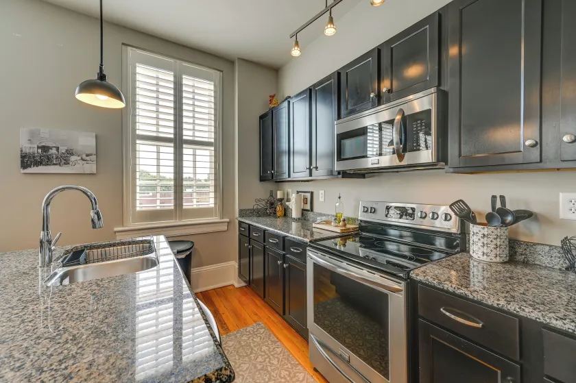 Winston-Salem Vacation Rental - Walk Downtown! - Intérieur