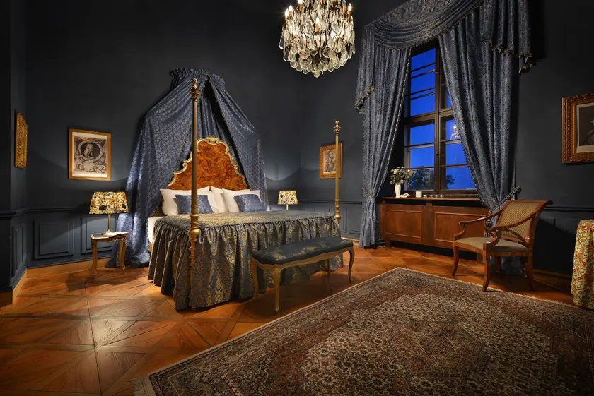 Chateau Loucen Garden Retreat - Image 1