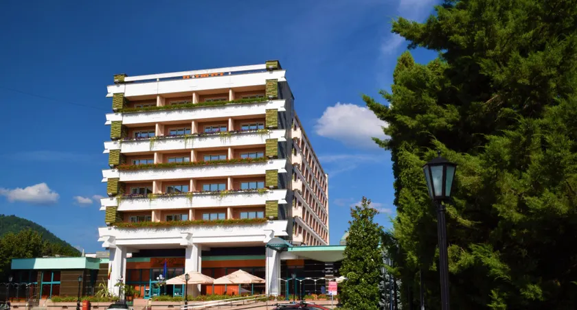Hotel Carpati - Image 1