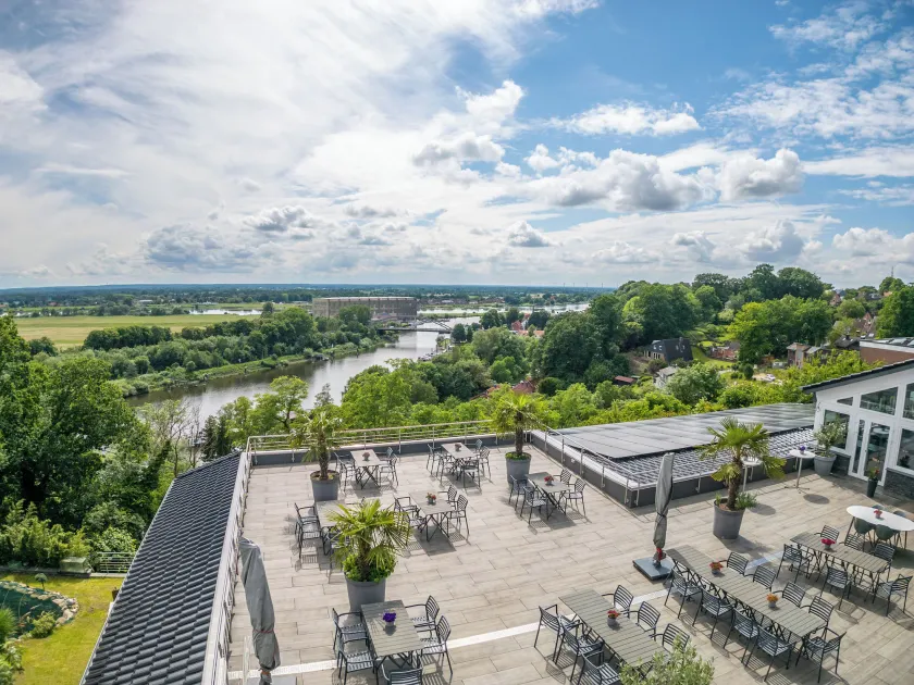 Hotel Zum Halbmond - Image 1