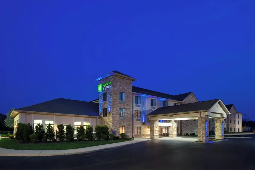 Holiday Inn Express Hocking Hills-Logan by IHG - Image 1