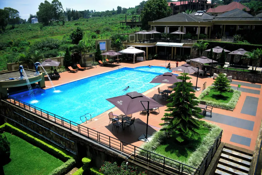 Nobleza Hotel - Image 1