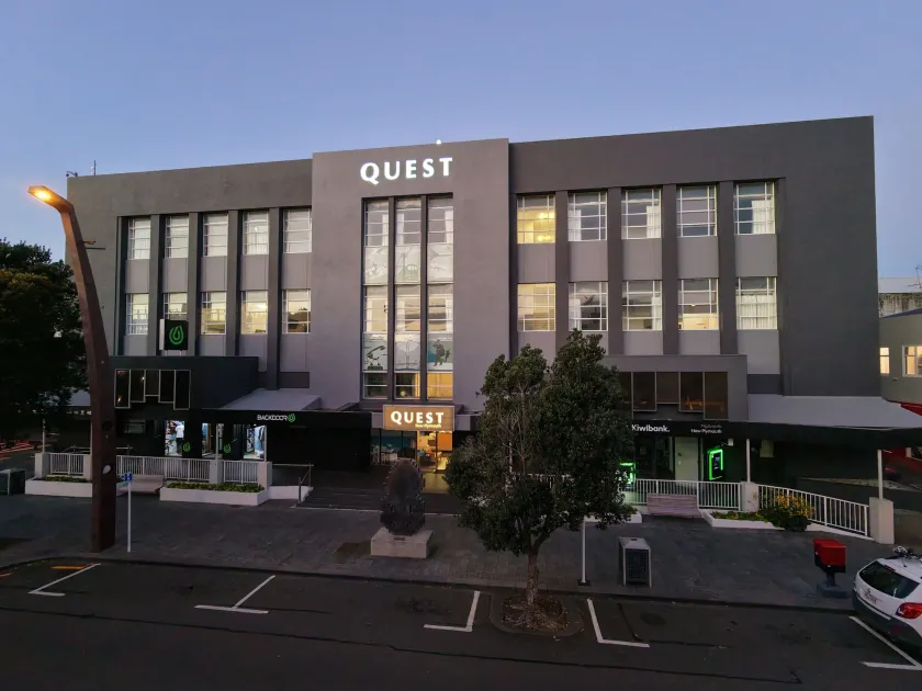 Quest New Plymouth CBD Apartment Hotel - Image 1