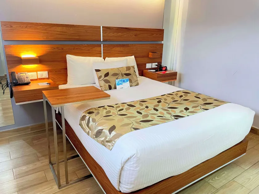 Sleep Inn Hermosillo - Image 1