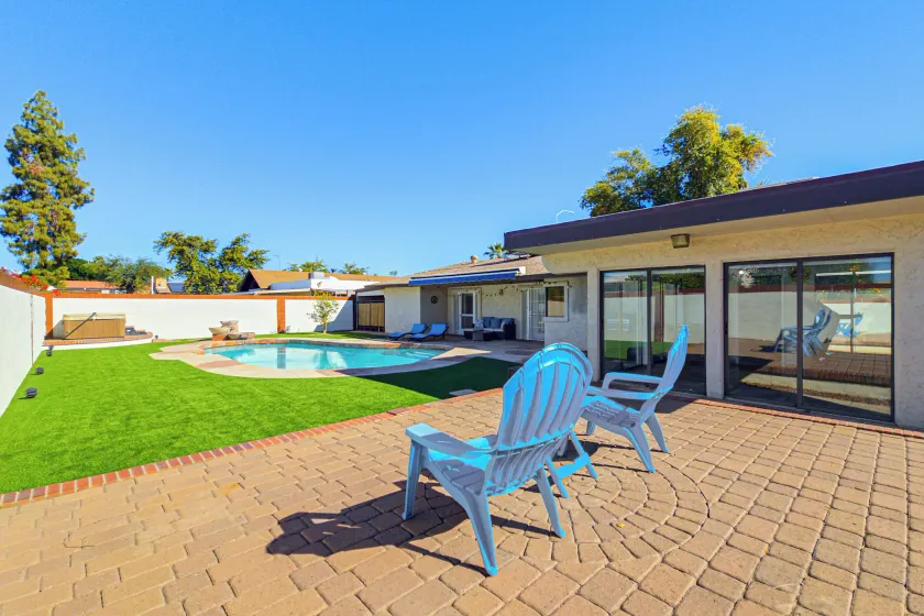 Pool & Personal Bar! 4 Mi to Downtown Mesa Home - Image 1