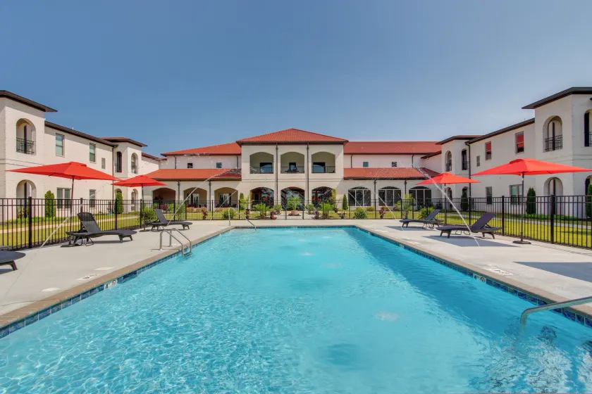 Swim, Golf & Bowl - Loretto Vacation Rental Apt! - Image 1