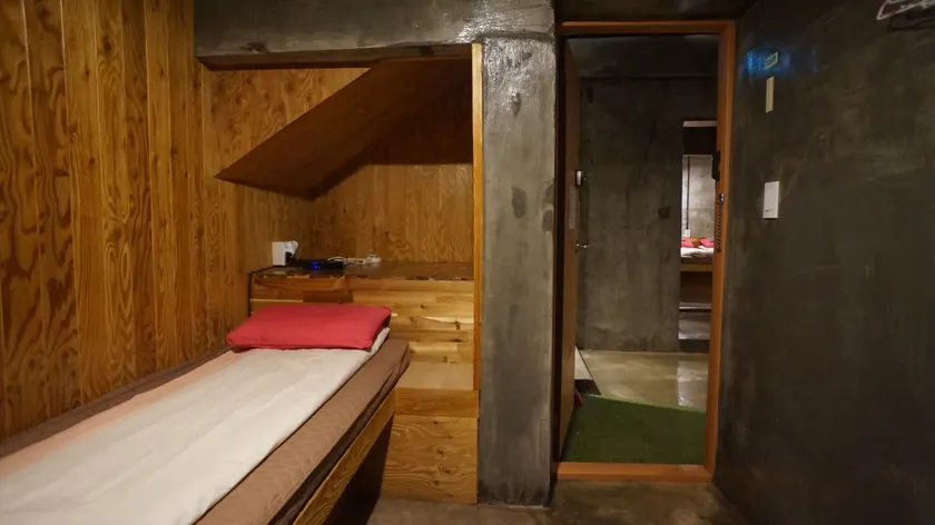 Guesthouse H - Image 1
