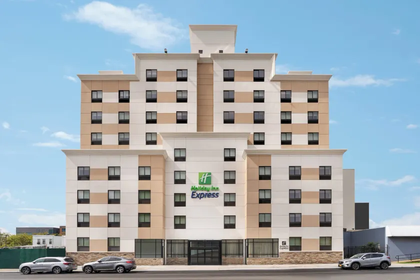 Holiday Inn Express - Jamaica - JFK AirTrain - NYC by IHG - Image 1
