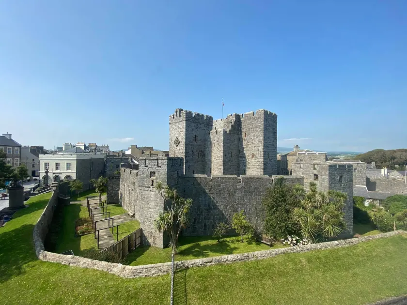 The Castle Apartments - Image 1