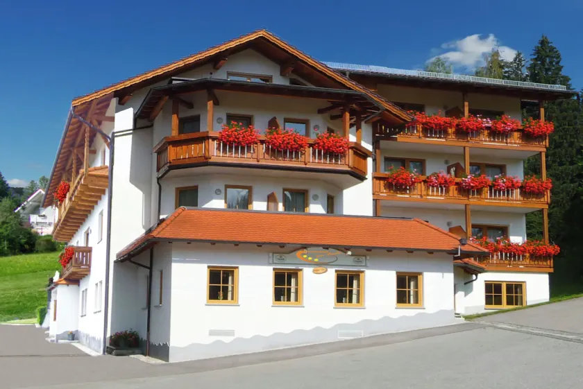 Hotel zur Linde - Bayerischer Wald - aktivCard mit 154 kostenfreien Leistungen - kostenloser Parkplatz - Image 1