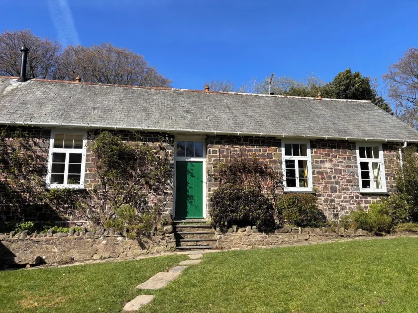 Laundry Cottage - Image 1