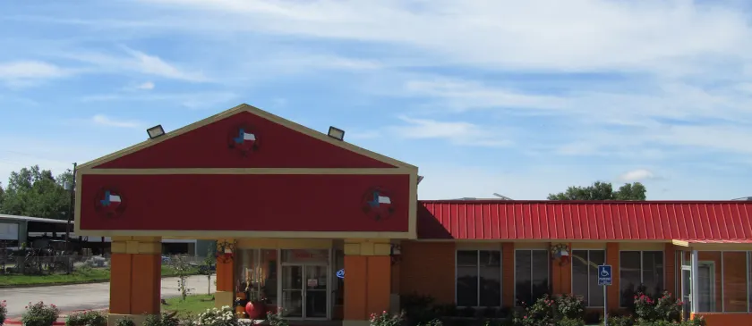 Homeplace Inn - Image 1