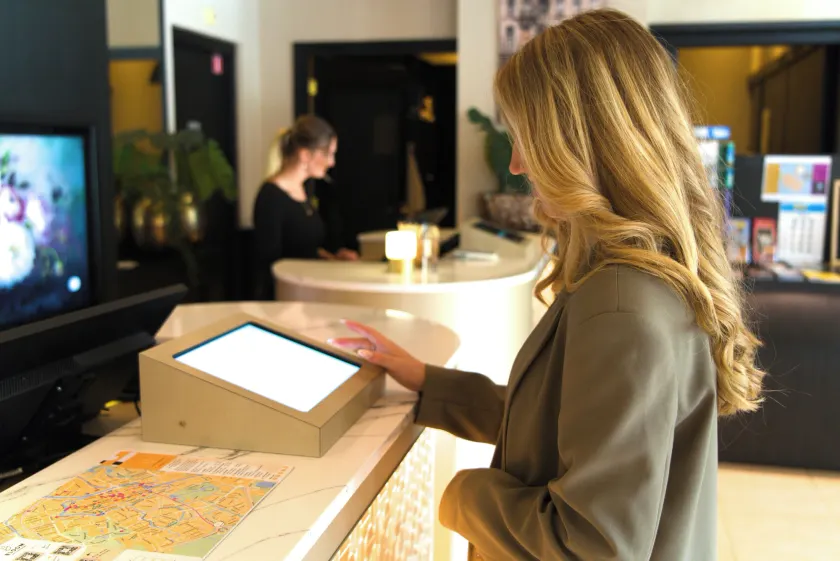 HOTEL ALKMAAR - Bar & Restaurant - Meeting & Events - Réception