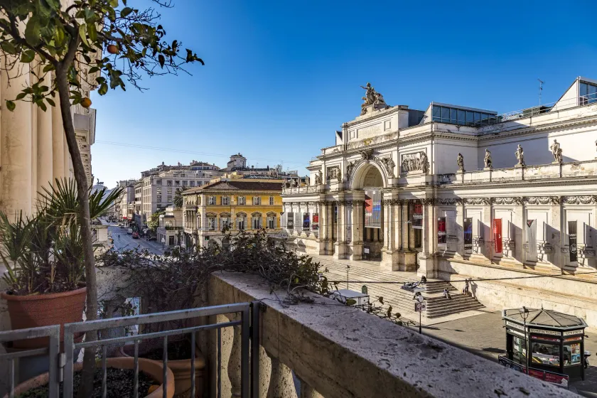 Hotel Giolli Nazionale - Image 1