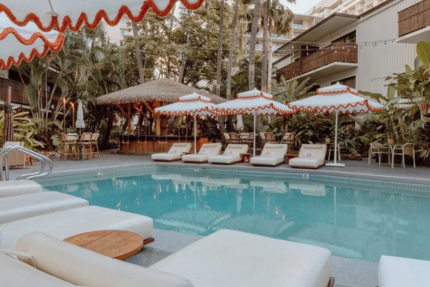 White Sands Hotel - Image 1