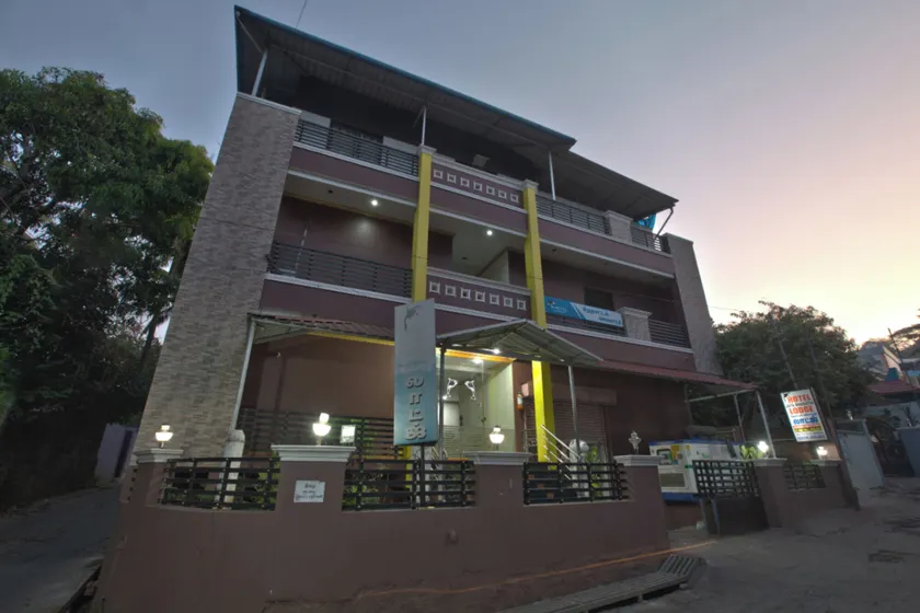 JAYA BHARATHI LODGE - Image 1