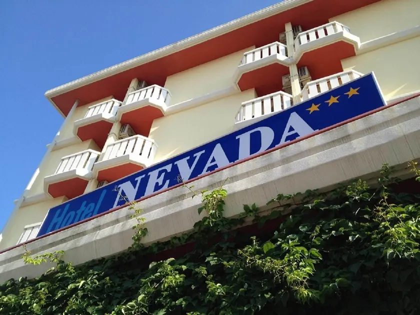 Hotel Nevada - Image 1