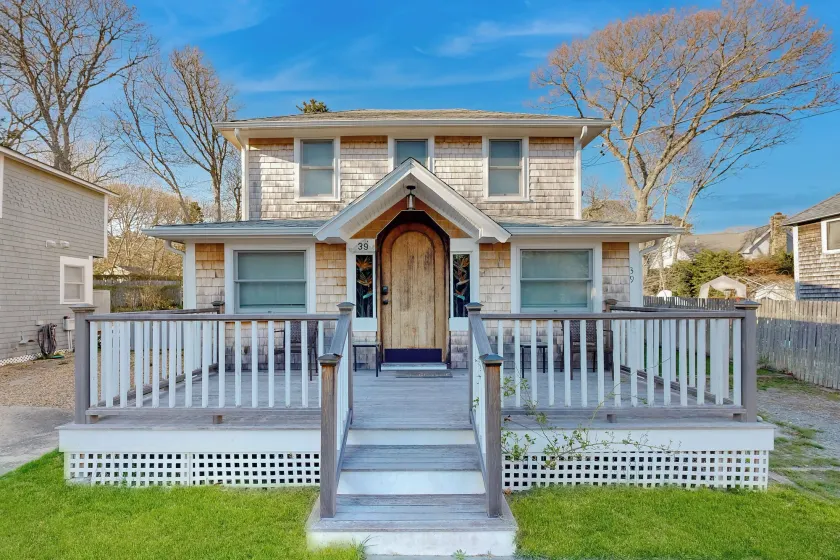 Charming 3BR Cottage Near the Beach w/ Deck - Image 1
