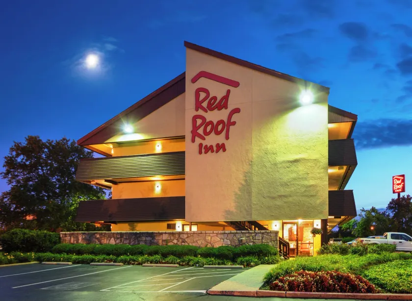 Red Roof Inn Louisville Fair and Expo - Image 1