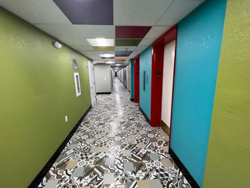Philly Inn & Suites - Lobby