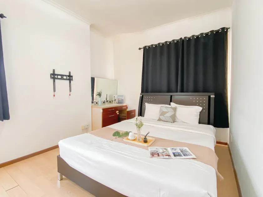 Spacious 2BR Apartment Marina Ancol By Travelio - Image 1
