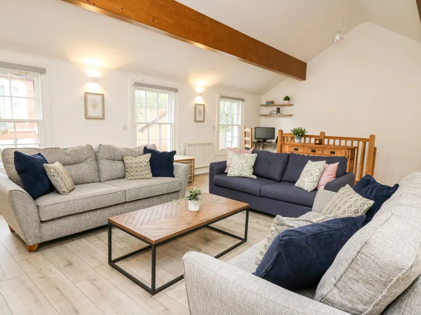 Bridgend Cottages - Image 1