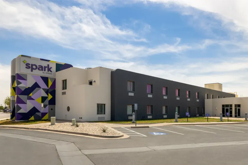 Spark by Hilton Artesia - Image 1