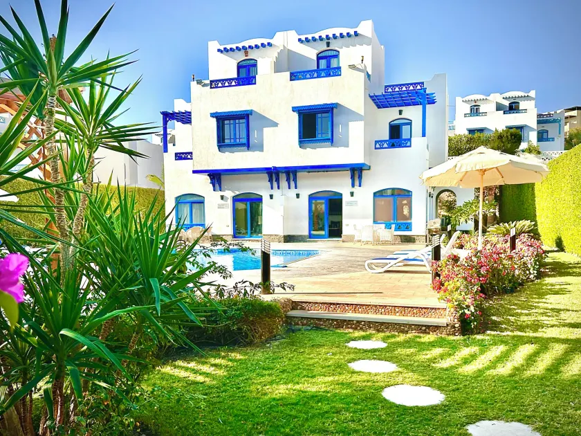 Luxury Villa with pool in Hurghada - Image 1