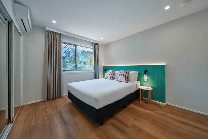 Red Star Palm Beach - Image 1