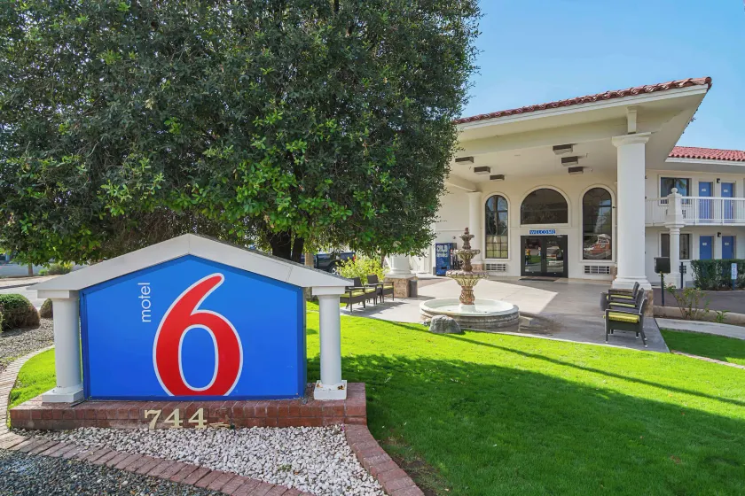 Motel 6 Chandler, AZ - Image 1