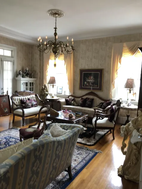 Angies B&B - Image 1