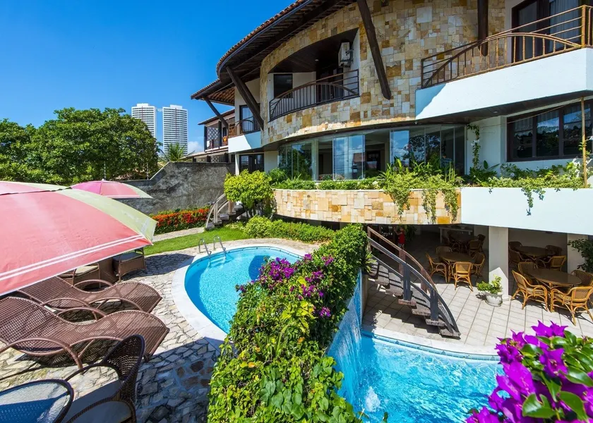 Divi-Divi Praia Hotel - Image 1