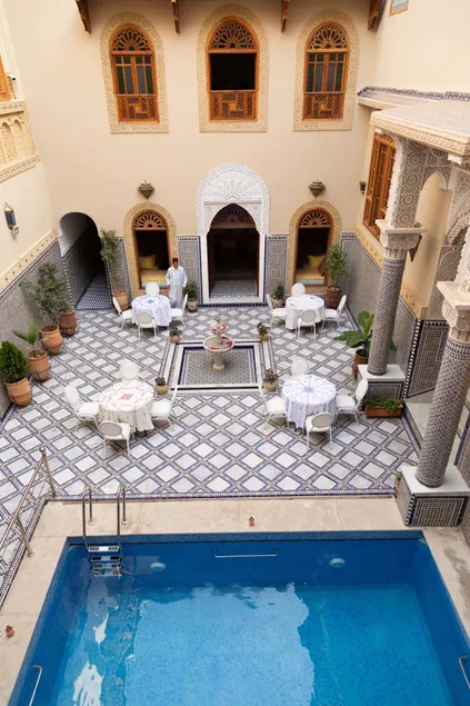 Riad Sayeda Al Hora - Image 1