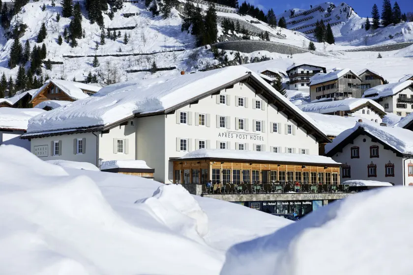 Après Post Hotel - Image 1