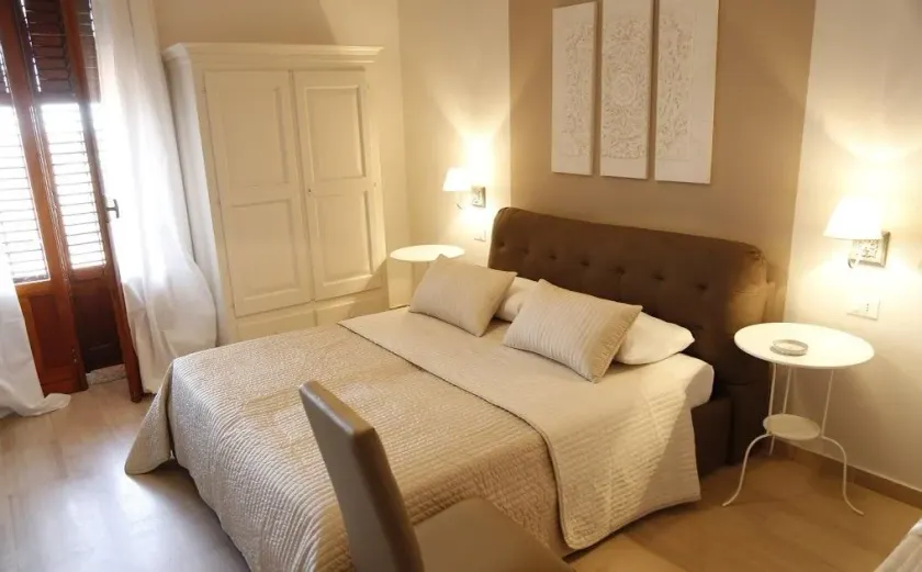 Simonetta's Rooms - Image 1