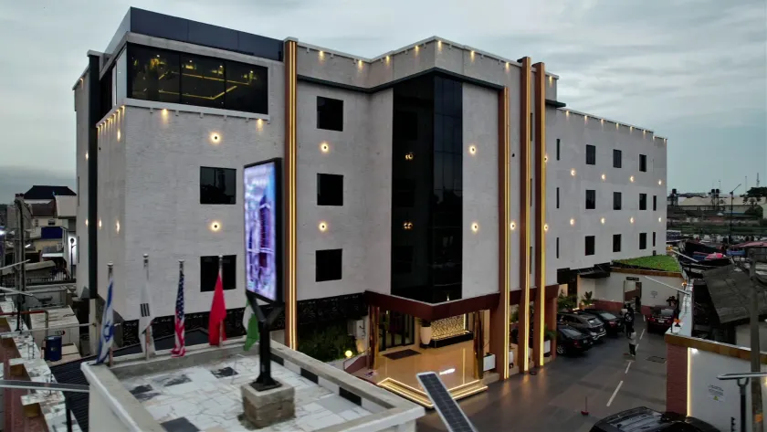 Humble Citadel Hotel - Image 1