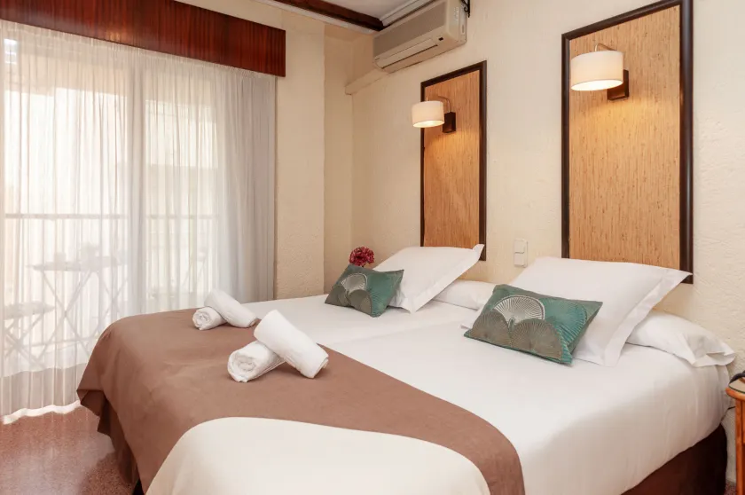 Hotel Eden Mar - Image 1
