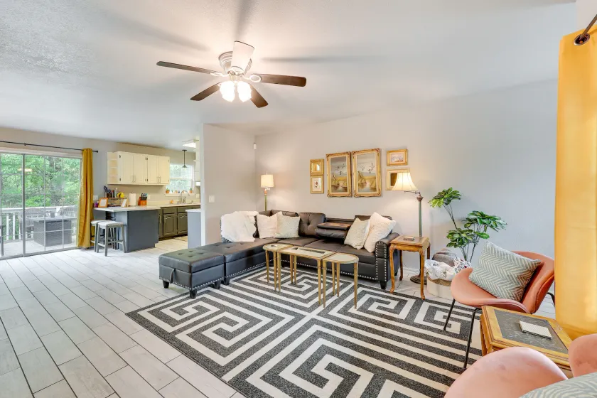 Peaceful Rogers Home Near Beaver Lake! - Image 1