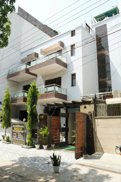 Vinayak Stay Sector 43 - Image 1