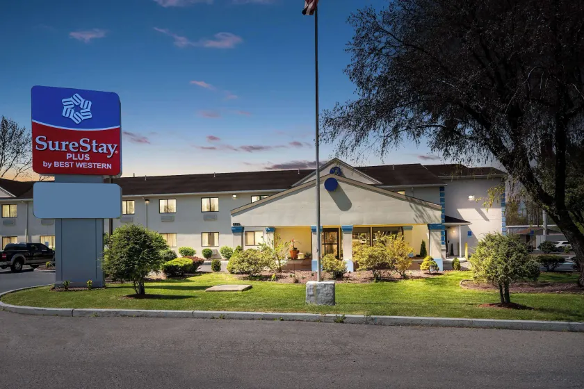 SureStay Plus by Best Western Reading North - Image 1