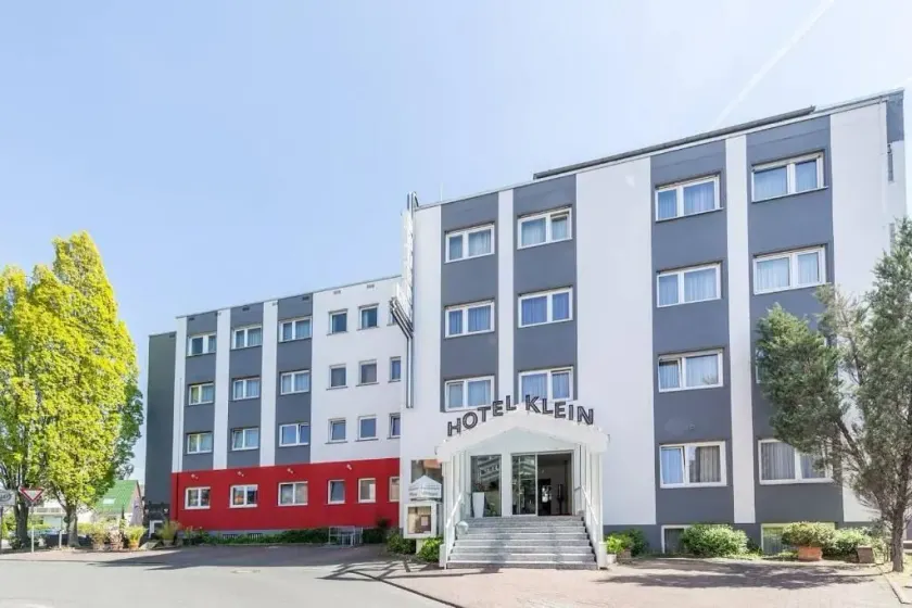 Hotel Klein Frankfurt East - Image 1