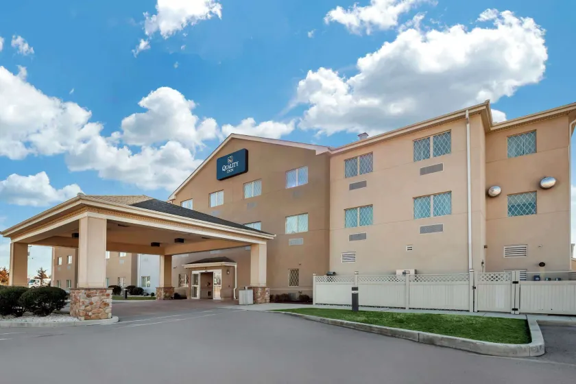 Quality Inn Smyrna - Image 1