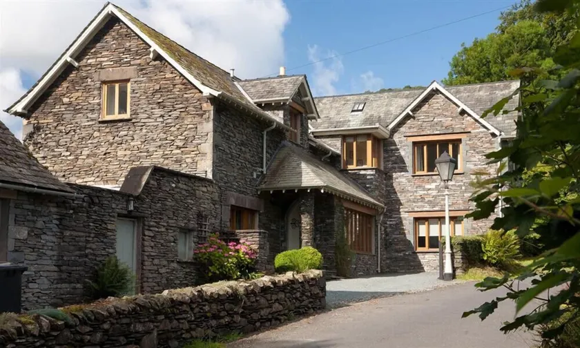 The Old Coach House - Image 1
