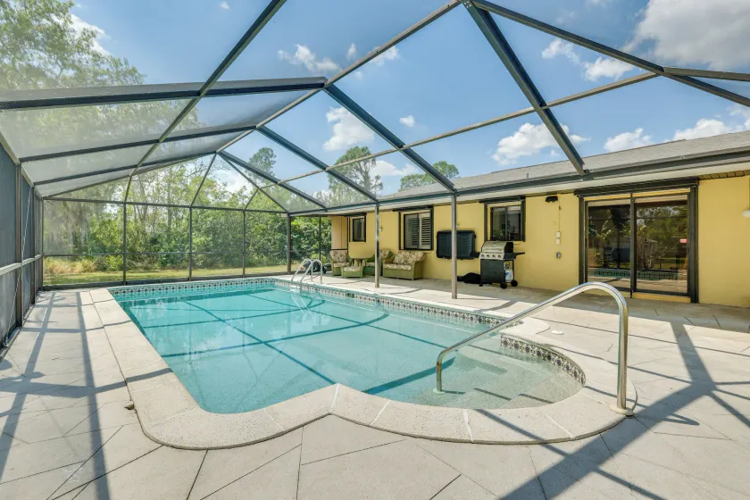 Saltwater Pool & Lanai: Lehigh Acres Escape! - Image 1