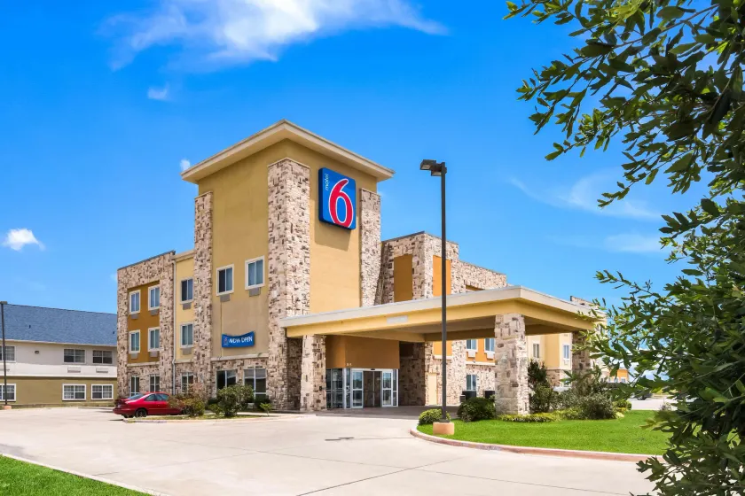 Motel 6-Mineral Wells, TX - Image 1