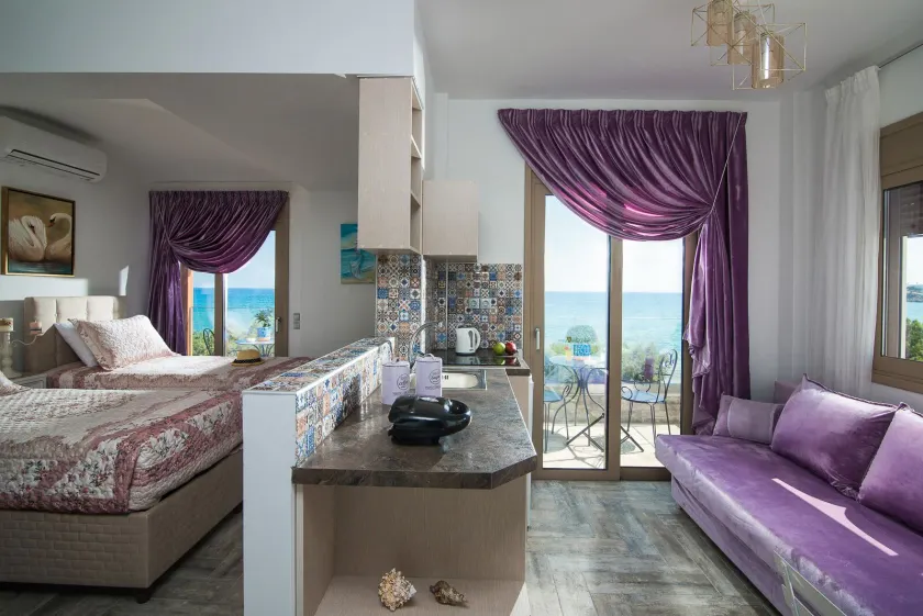 Elimia Suites & Studios - Image 1