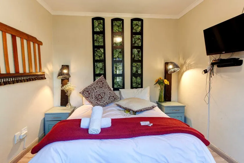 Strand Guesthouse - Image 1