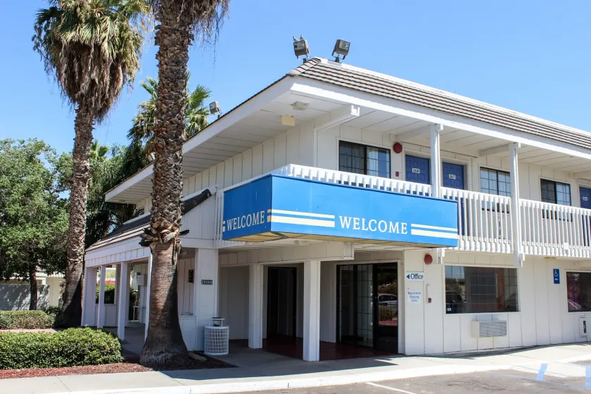 Motel 6-Coalinga, CA - East - Image 1
