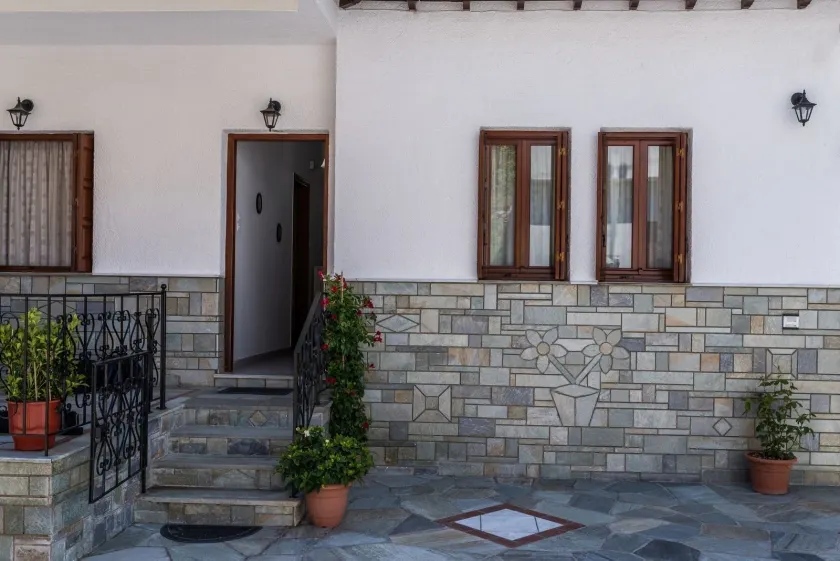 House of Gardenia - Image 1
