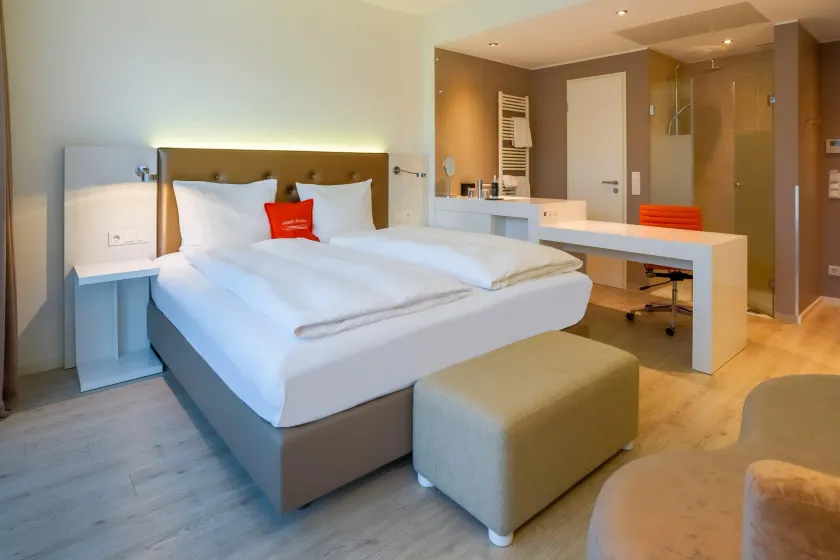 elaya hotel kleve, Trademark Collection by Wyndham - Image 1